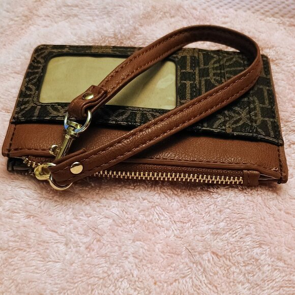 Lot of Three Womens Wallets - Picture 9 of 15